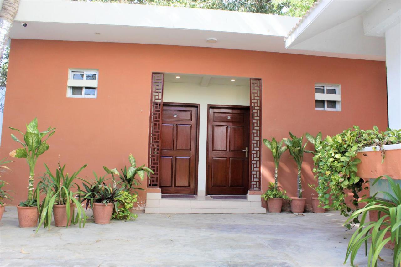 Star Guest House Karachi Exteriör bild